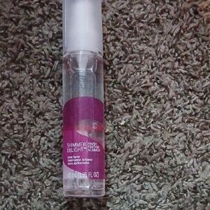 Wella Shimmer Delight Shine Spray - Purple